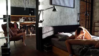 ਰੀਅਲ ਕਪਲ ਸੈਕਸ ਜਦੋਂ ਦੋਸਤ ਦੇਖ ਨਹੀਂ ਰਿਹਾ ਥ੍ਰੀਸਮ ਦੀਵਾਰ ਪਿੱਛੇ ਟੌਏ ਨਾਲ