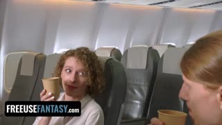 ஹே, ஃப்ரீயூஸ் ஏர்லைன்ஸ் உடன் பறக்க முயன்றதா? இது ஸ்கை மற்றும் க்ரூவுடன் ஒரு காட்டமான பயணம்!