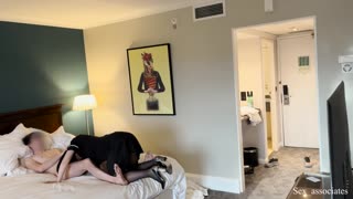 Kuonyesha Mboo Umma. Namtoa Mbele Ya Kijakazi, Akakubali Kunisaidia