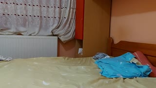 एमेच्योर कपल बेडरूम में हार्डकोर रफ सेक्स से वाइल्ड जाता है