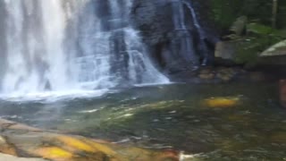 Penetrazione Doppia Intensa E Pompini Alla Cascata Véu das Noivas!