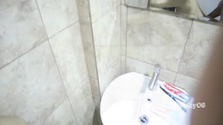 19 Yaşında Pinay Riskli Banyo Aksiyonu İçin Gizleniyor