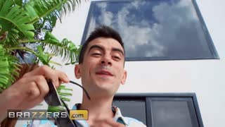 Namorado da Mariana Martix Não Está no Clima, Mas Jordi Está Ansioso para Satisfazer Seus Profundos Desejos Emocionais - Brazzers