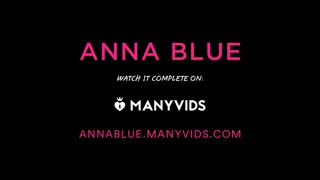 Vau, poglej to! Ekstremni closeup klitorisa, ki bo raznesel um