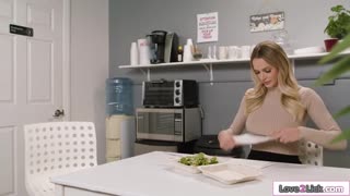 My busty colleague fingers my pussy and licks during lunch