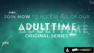 Zanimljiv susret starijeg muškarca s mladim prijateljem u ulogama