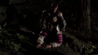 ما الذي يجعل هذه العاهرة الشرجية الأم ترغب في عملية جامحة؟