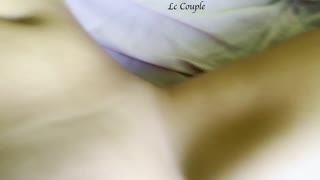 Hey, vipi ukiona milf moto akijisawazisha kwenye hema ya kambi baada ya tamasha?