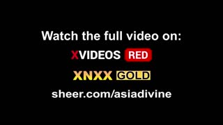 La Moglie Traditrice Scopa Due Vicini con il Culo Stretto