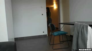 Eh, Kecidra Ngecreampie Gadis Ayu karo Kanca lan Dheweke Nampa DP Liar