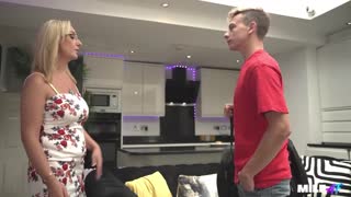 Milfaf - Noć u AirBnb-u