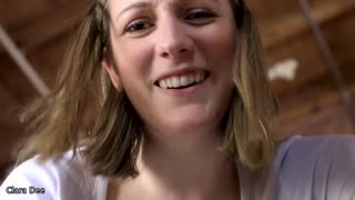 Můj strap-on vás úplně převyšuje v téhle divoké jízdě z pohledu