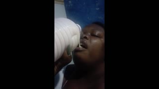 aksi deepthroat menjadi liar dengan kecantikan berlekuk 😜