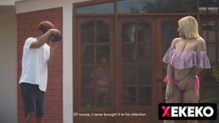 Venezüellalı Latin büyük memeli odasında giyinirken sahte fotoğrafçı tarafından gözetleniyor