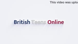 Blond 18-årig student blir drillet og creampied hardt