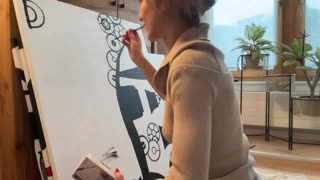 Nữ diễn viên vàng khiêu khích âm hộ ướt chặt và chơi hậu môn solo trong studio