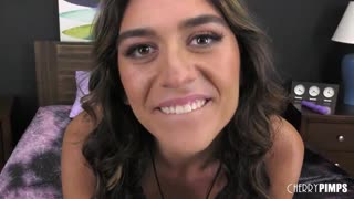 Естествена брюнетка Aubrey Babcock язди с Codey Steele