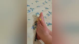 Hej, poglej moj video mladih 18+ obritih nog