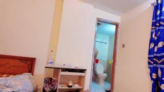 Teen 18+ amatoriali si tuffano in un threesome piccante FFM - Uttaran20