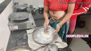 ชายหนา ฉันจับ Komal กลางแจ้งและต้องเย็ดแรงในครัว