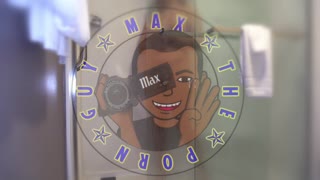 Jayden Black anapanda Sybian hadi kilele cha haraka na anaendelea tena!