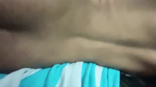 دوست دختر دلی رو قانع کردم اولین بار آنال سخت امتحان کنه، درد داشت اما احساس خوبی بود با مرد بزرگ از پشت