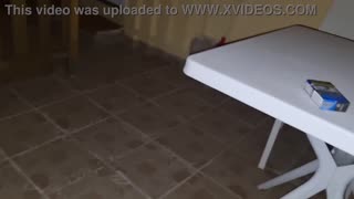 رقص نوار تعطیلات آماتور ایتالیایی با تفریح عریان‌پای نمایشگاه‌گر