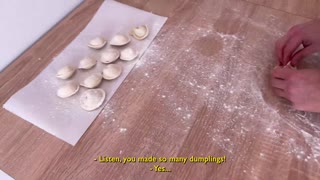 Dia Lapar 😋 dan Saya Buatkan Dumplings dan Bercinta Dengannya 🔥