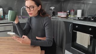 രഹസ്യം ചോർത്തില്ലെങ്കിൽ എന്നെ അവിടെ രുചിച്ചു നോക്കൂ