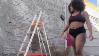 Panaskan tetangga saya bikin saya rencanakan pesta luar ruangan!