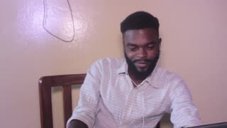 Otrogen fru välkomnar pojkvännens bästa vän med hård och snabb anal i djärv POV-action