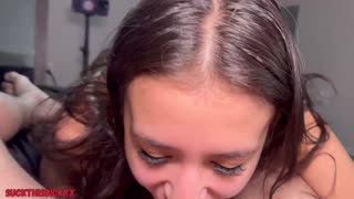 ஹேய், 18yo லத்தீன் அமிரா மேய் அனலை சாப்பிட மற்றும் டீப்ப்த்ரோட் செய்ய பார்க்க வேண்டுமா?