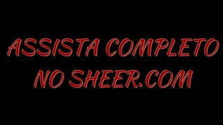 Две диви млади 18+ красавици жадуват интензивен анал на четири крака