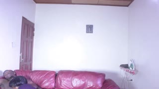 Cítím se tak pokoušena touto BBC trojkou s kolegyněmi, lízaná a tvrdě šukána