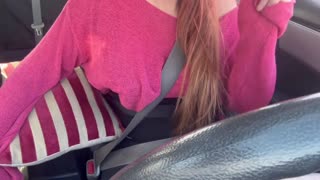 イタリアン巨乳ミルフ Artemisia Love がクルーズでボディを大胆露出