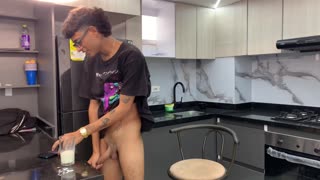 Meine Freundin findet heraus, dass ich pornösüchtig bin, und kühlt mich mit bestem Hardcore-Sex ab