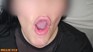Ερασιτεχνική MILF Millie Fox καταπίνει γιγάντια φορτία μετά facials και στοματικά κρεμαπί