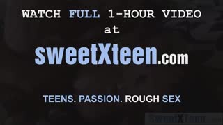 Teen tetona 18+ 18+ perforada duro por polla grande en piscina