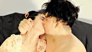 Intenzivní drsný šuk brunetky s perfektním zadkem v doggy a misionáři s creampie