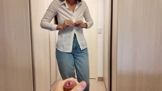 Hey, se! Stemor får ham til at komme hurtigt i trusser før arbejde