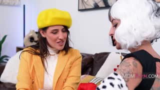 وااو، شارلي فالنتاين تغري أوبري فالنتاين في تلاقي جنسي ليسبي ساخن!