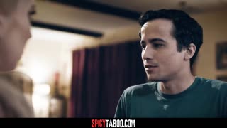 يشعر بالبرية الانضمام إلى ثلاثية ساخنة