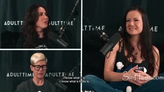 Casey Calvert & Alison Rey Pilih Kesan Gigitan Daripada Tato Bersama Bree Mills