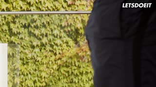 سه‌گانه خیره‌کننده با کاگر سکسی و تین چکی 18+ با تیت‌های عالی