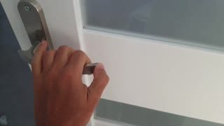 Elle se réveille avec du sperme dans son cul ! Mes folles aventures en dortoir