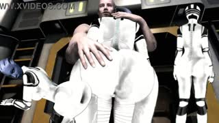 ত্রয়ী ভিডিও: তীব্র কাউগার্ল রাইডে বড় কালো নিতম্বের সংঘর্ষ