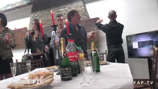 Pareja amateur francesa folla a pelo frente a cámara