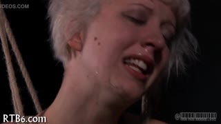 Sadomazohizem: Amaterji raziskujejo intenzivne dinamike