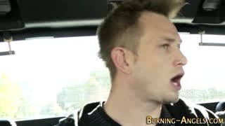 Ich sehne mich nach dem harten Anal-Fick des tätowierten Punks