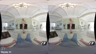 POV VR-knull med busty blond pornostjerne Brett Rossi cowgirl